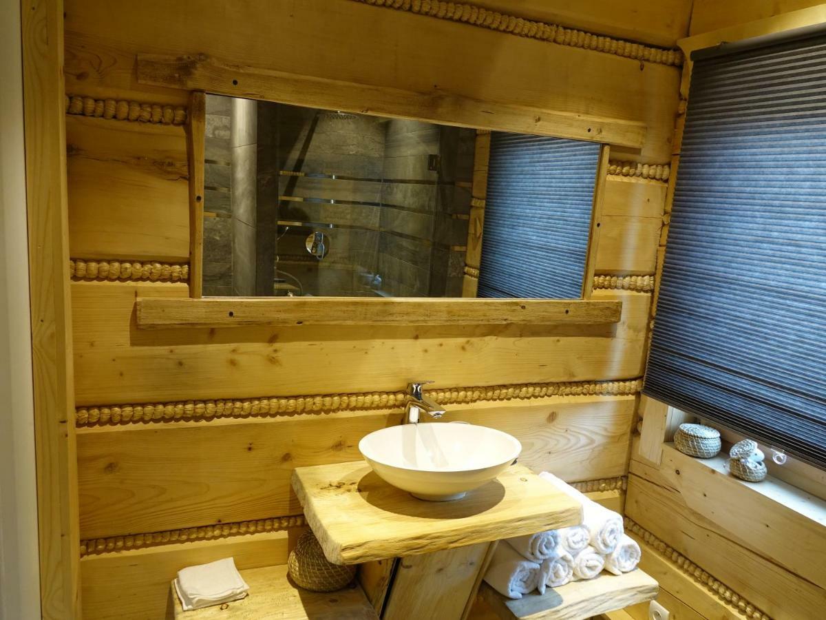 Domki Zawoja Z Jacuzzi Kültér fotó